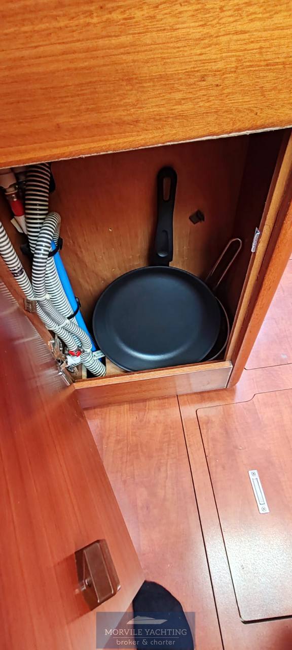 2017 Dufour 350 for sale (photo 10)