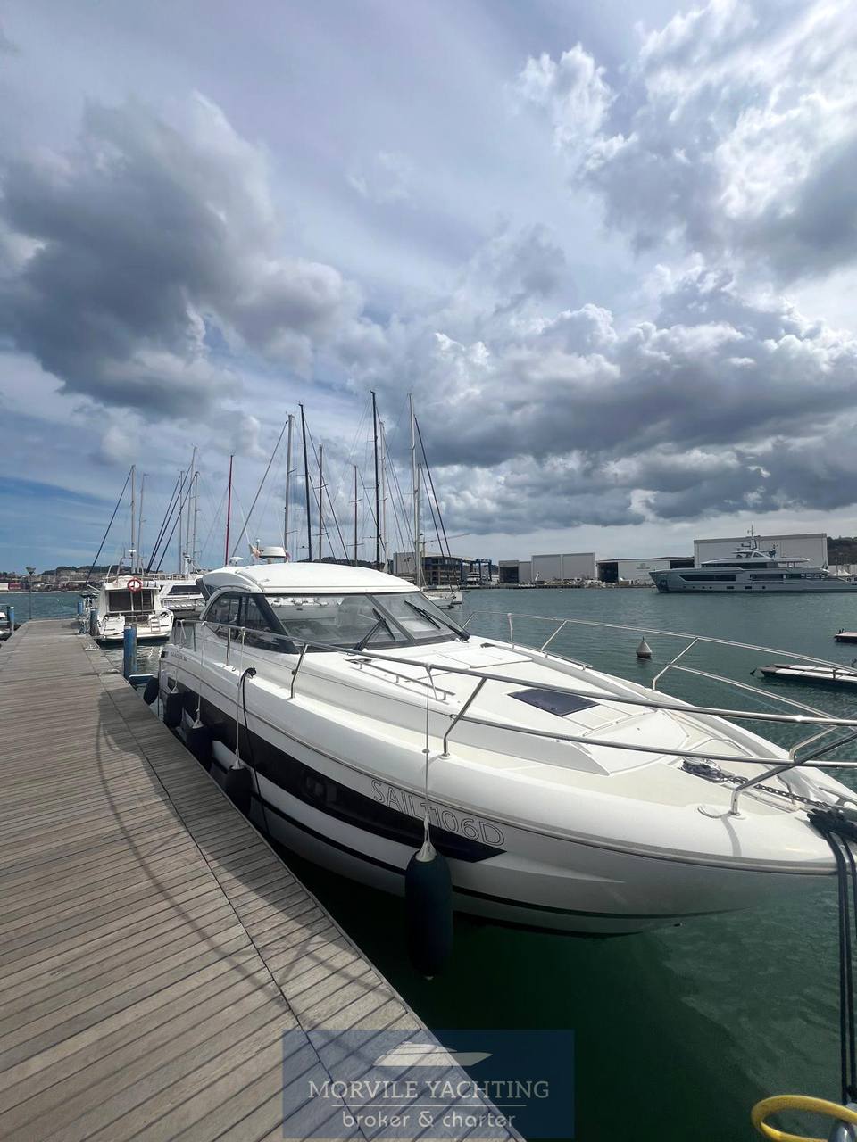 2021 Jeanneau Leader 36 in vendita (photo 1)