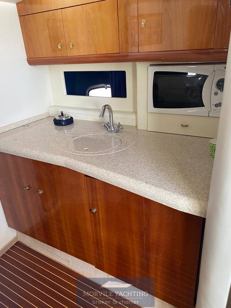 2005 Cranchi Smeraldo 37 for sale (photo 11)