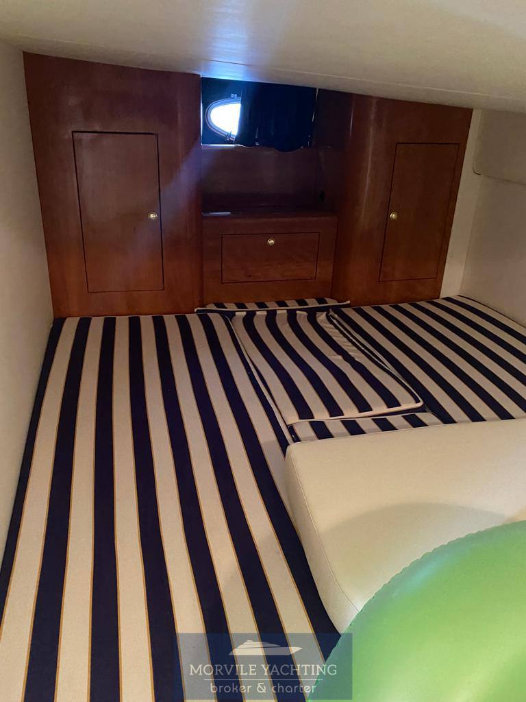 2005 Cranchi Smeraldo 37 for sale (photo 18)