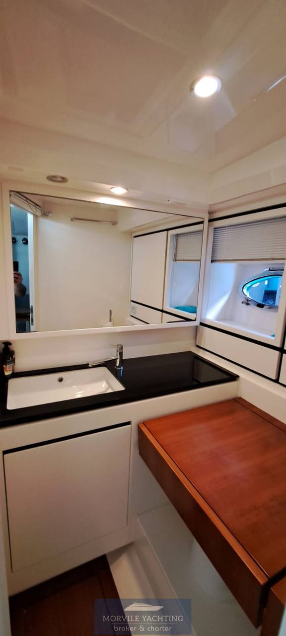 2017 Itama Fortyfive for sale (photo 5)