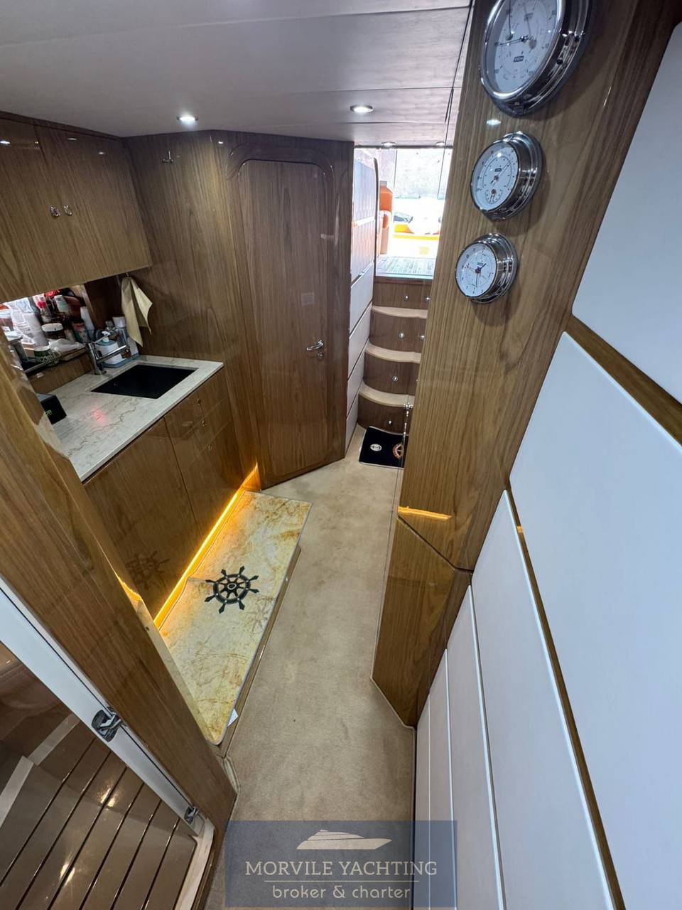 2011 Uniesse 48 HT for sale (photo 10)