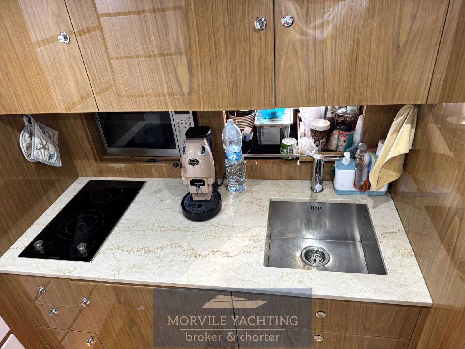 2011 Uniesse 48 HT for sale (photo 15)