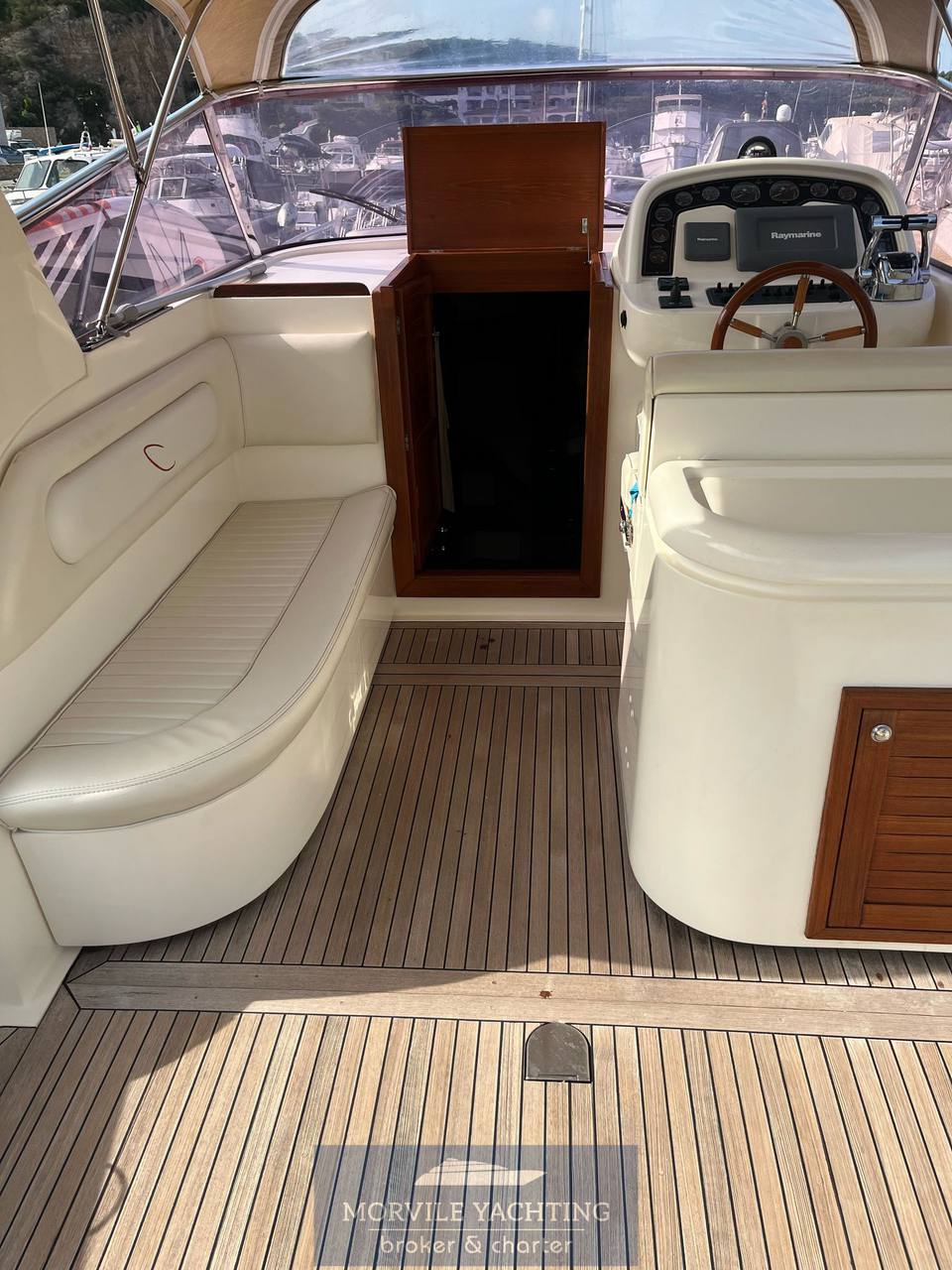 2011 Apreamare 32 comfort for sale (photo 4)