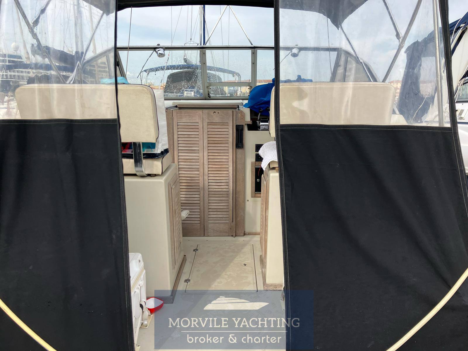 1989 Boston Whaler 27 Full na sprzedaż (photo 8)