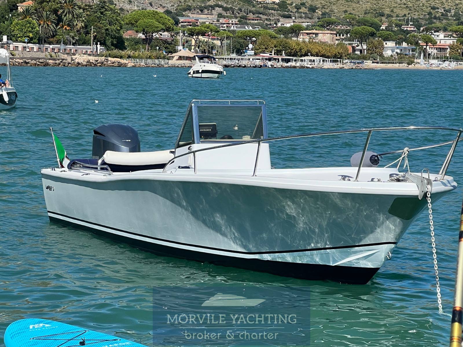 1981 Mako marine 261 cc for sale (photo 13)