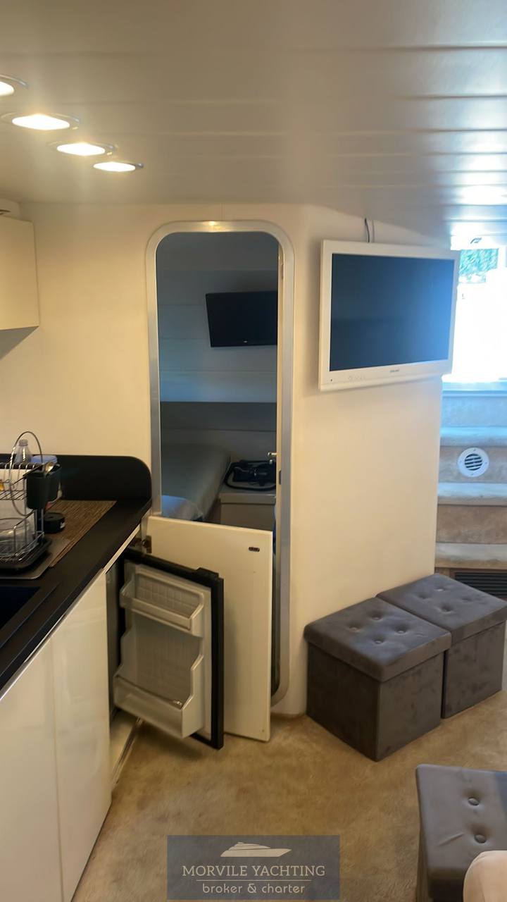 1987 Pershing 45 open for sale (photo 9)