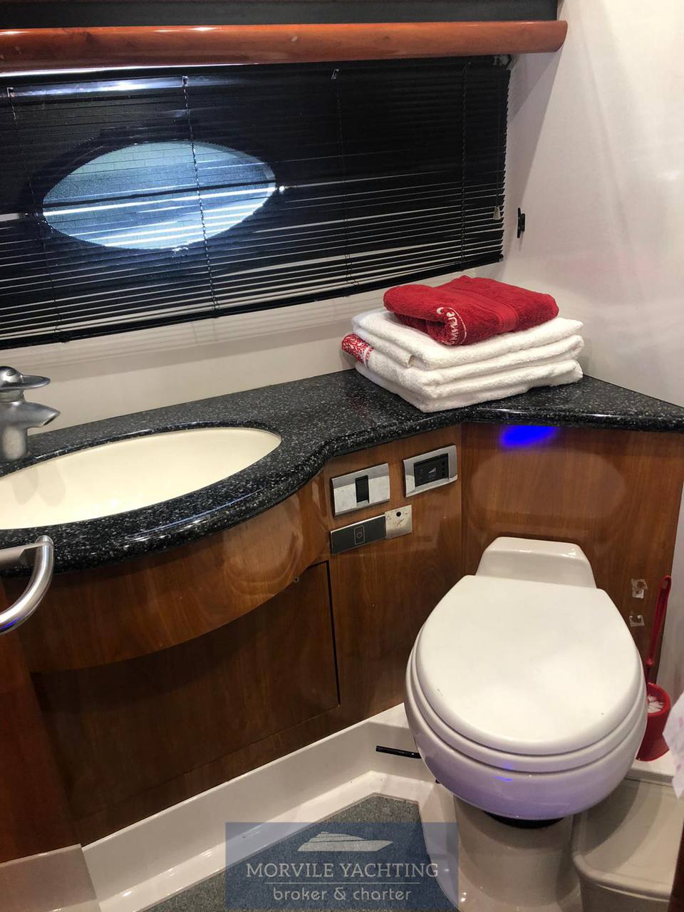 2001 Sunseeker Predator 68 for sale (photo 12)
