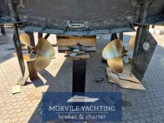2005 Uniesse 42 open for sale (photo 8)