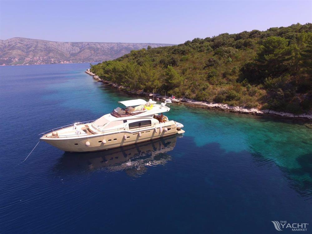 2008 Ferretti Yachts Altura 690 for sale (photo 2)