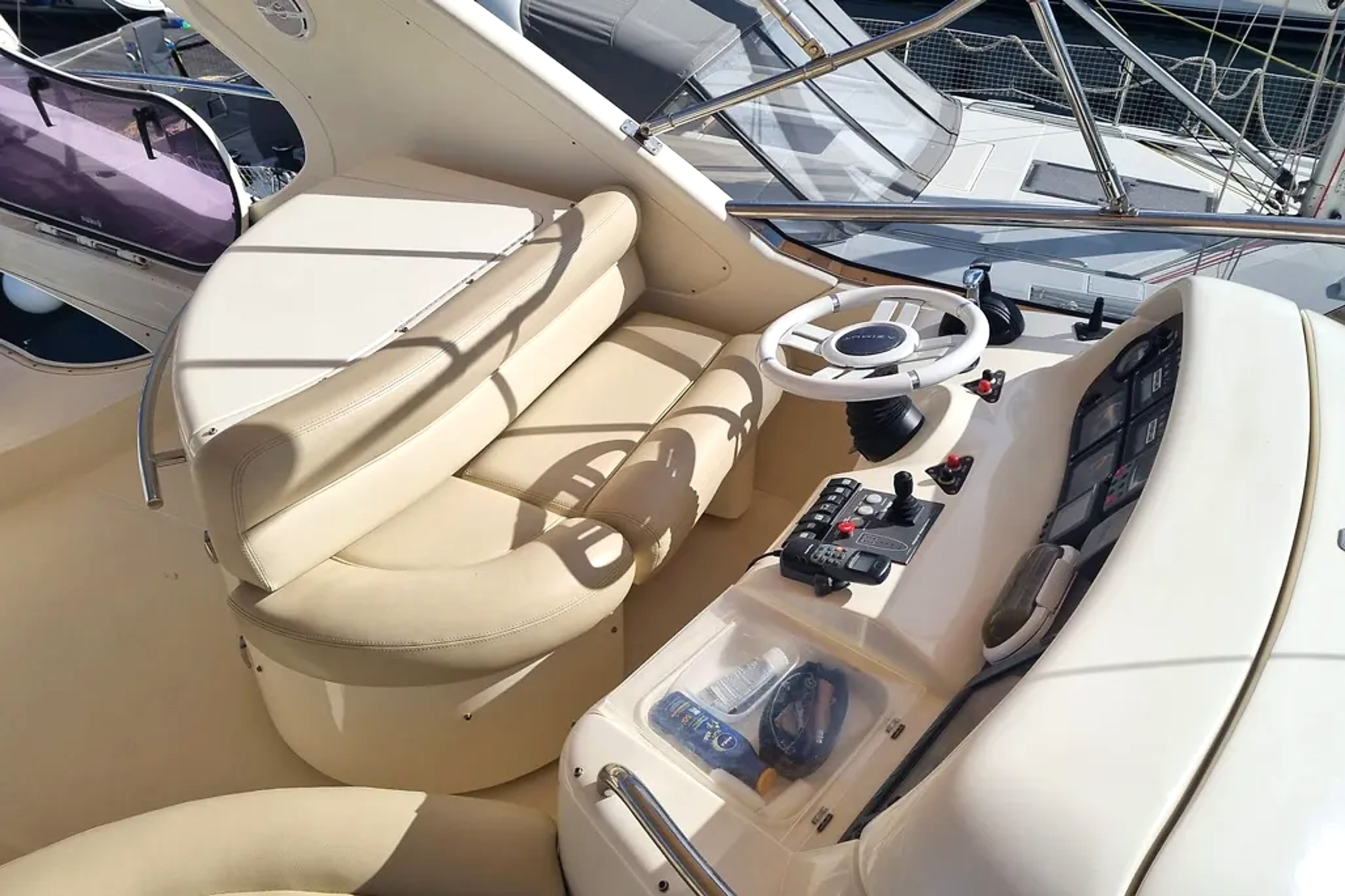 2010 Azimut 55 for sale (photo 22)
