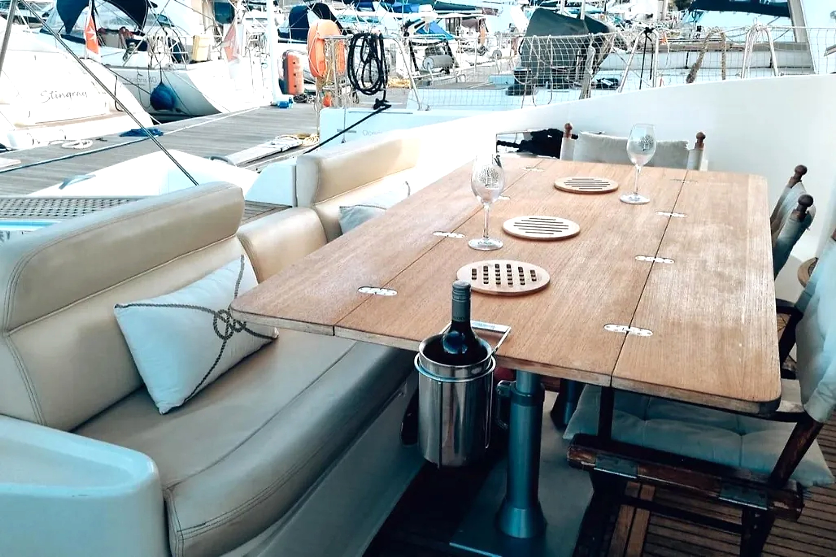 2010 Azimut 55 for sale (photo 24)