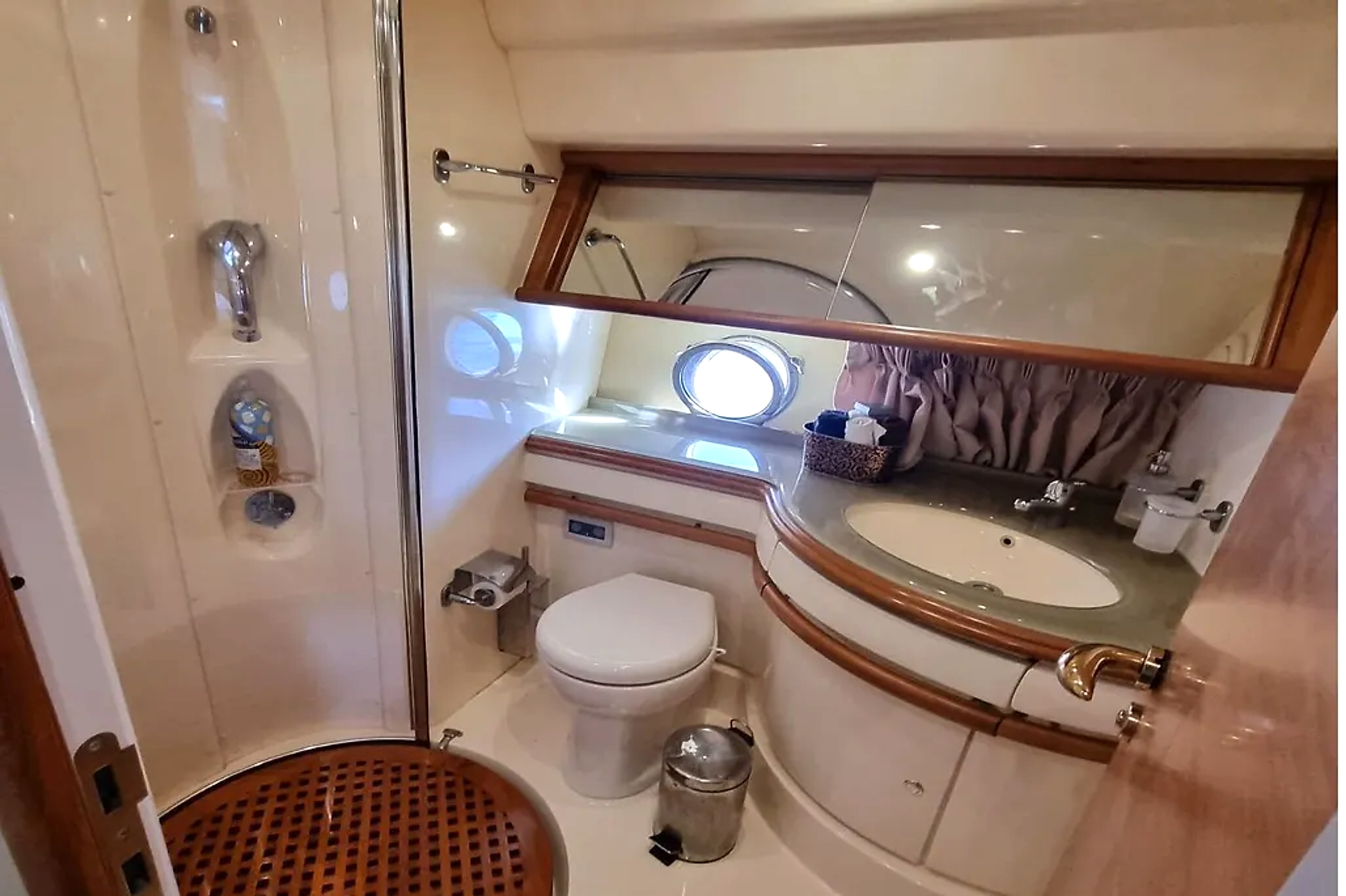 2010 Azimut 55 for sale (photo 36)