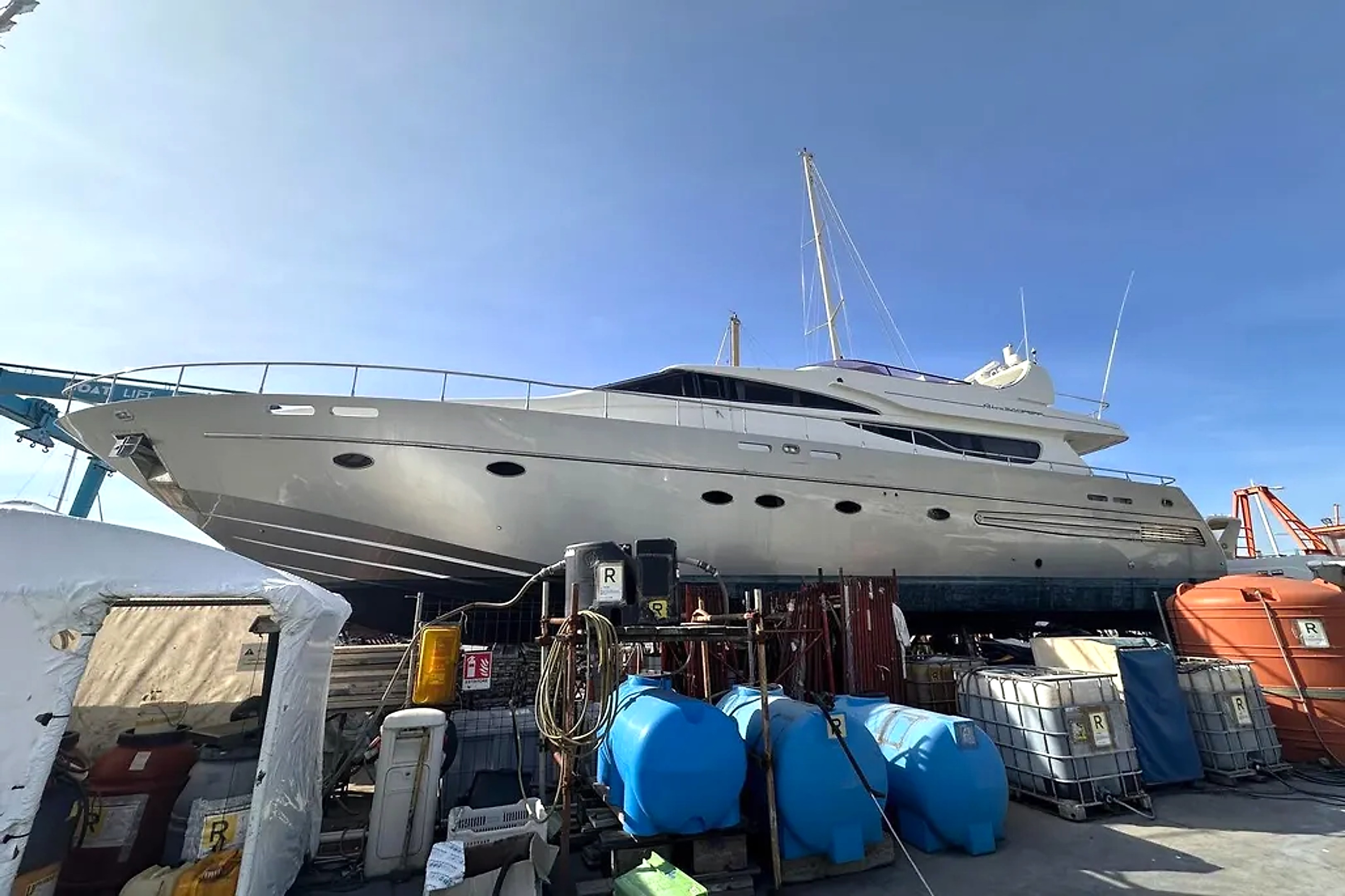 1998 Riva 85' Opera Super in vendita (photo 1)