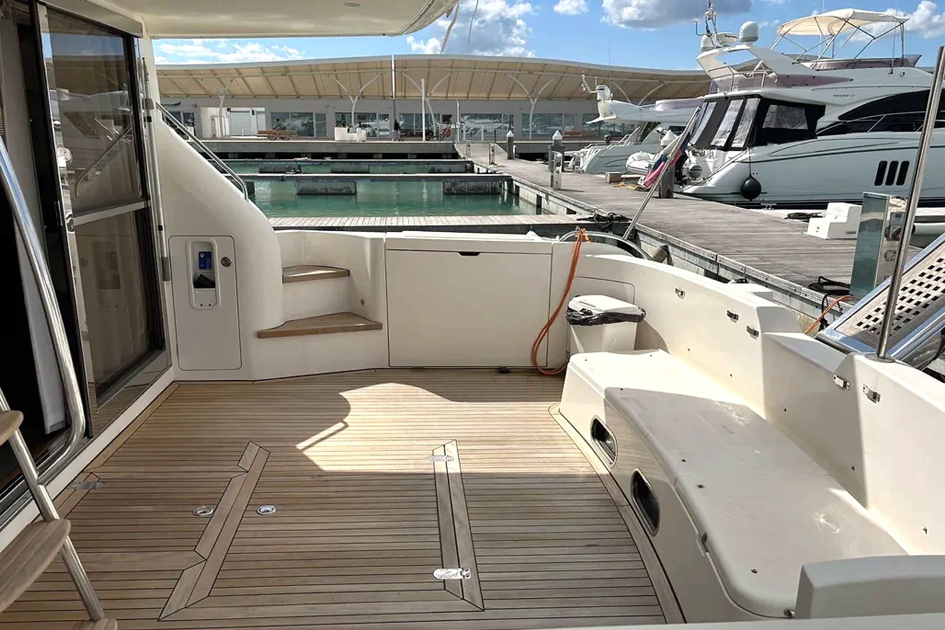 2000 Princess 60 Flybridge Motor Yacht na sprzedaż (photo 8)