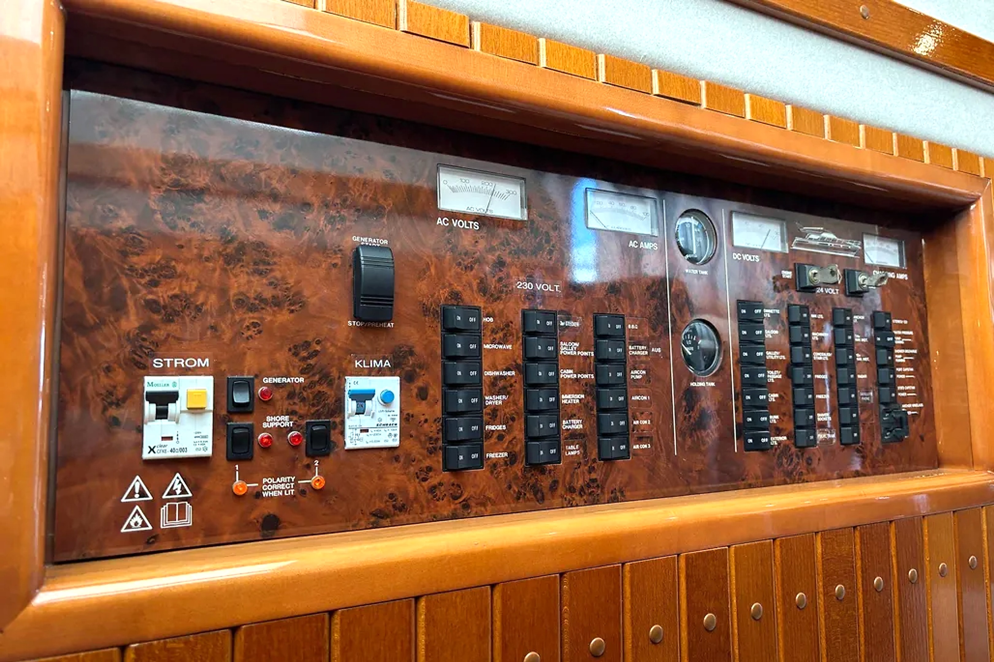 2000 Princess 60 Flybridge Motor Yacht na sprzedaż (photo 16)