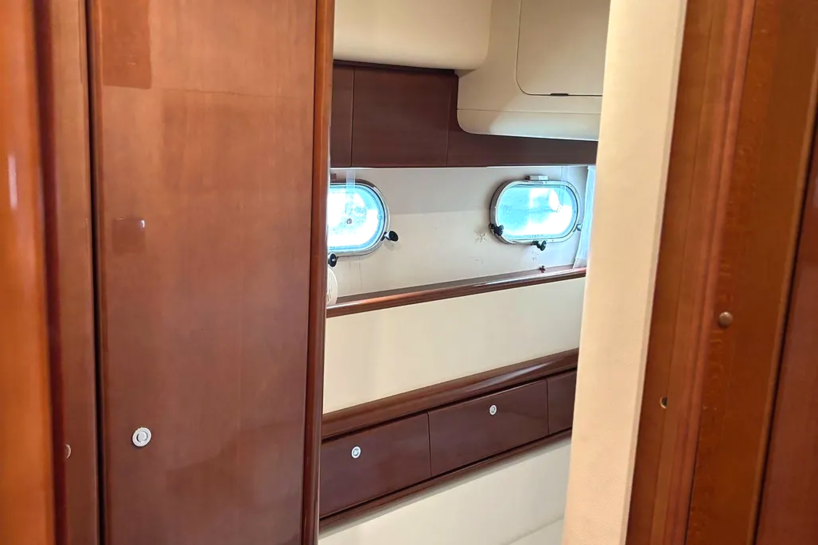 2000 Princess 60 Flybridge Motor Yacht na sprzedaż (photo 24)
