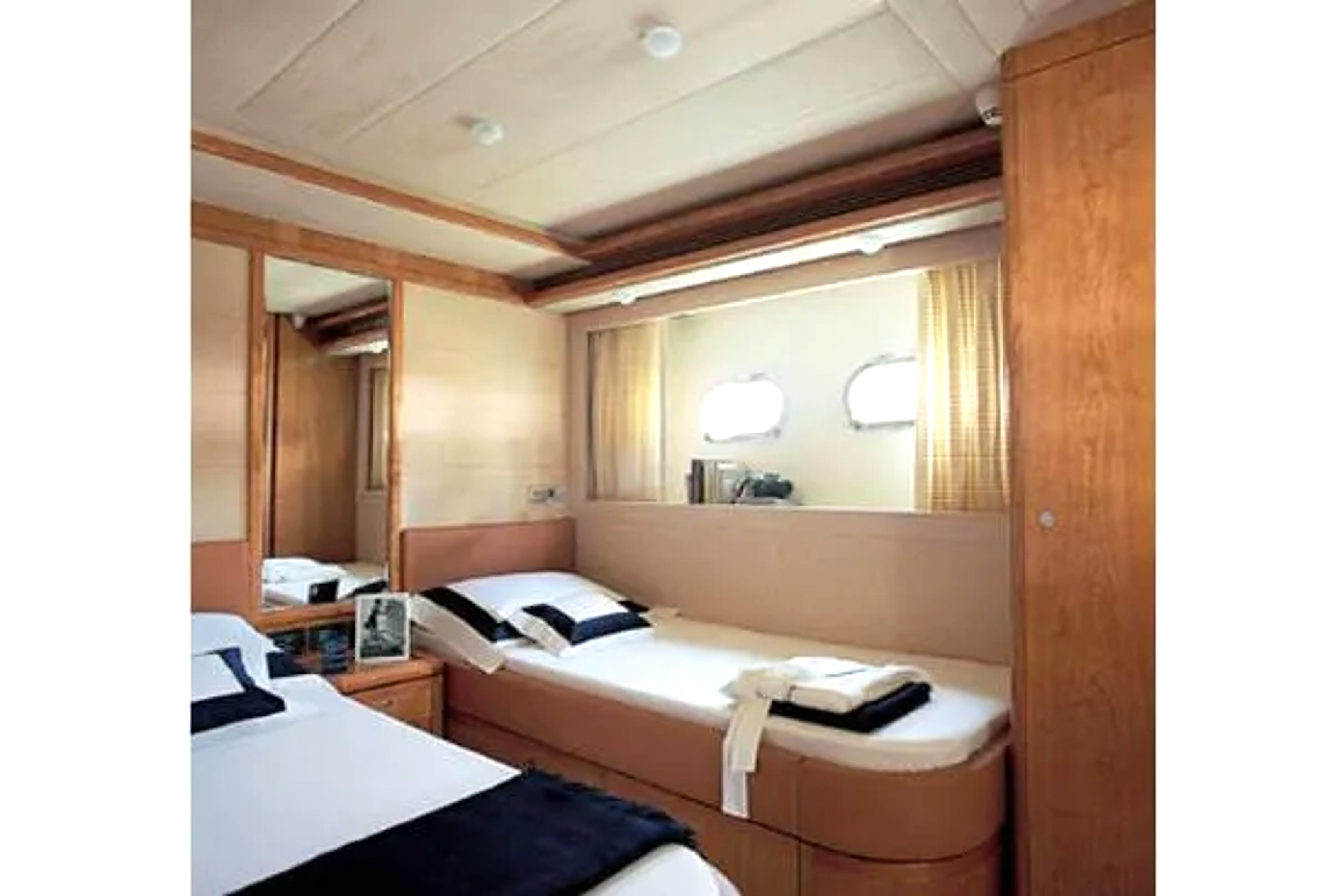 2006 Ferretti Yachts 830 à vendre (photo 9)