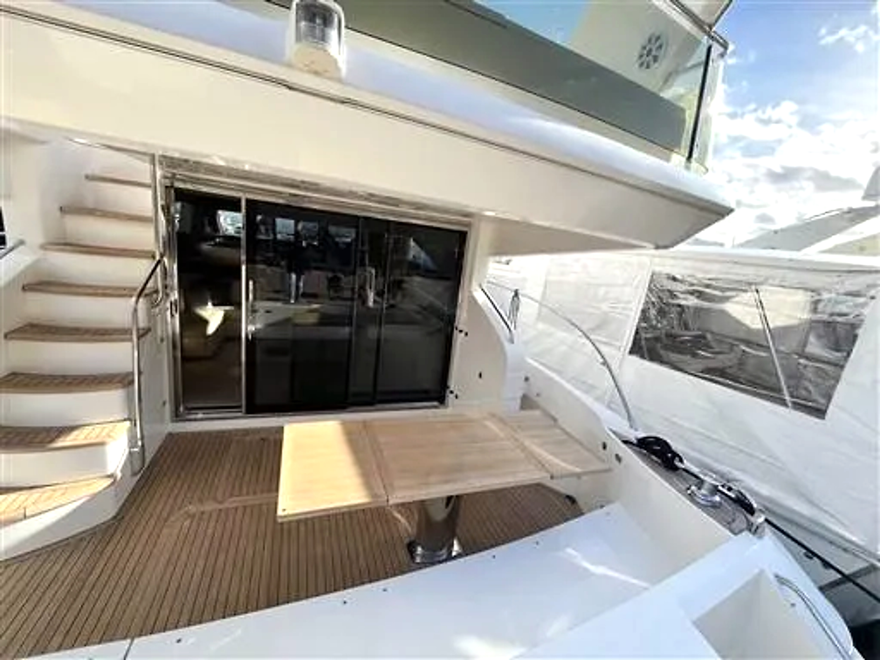 2010 Princess 62 Flybridge Motor Yacht for sale (photo 4)