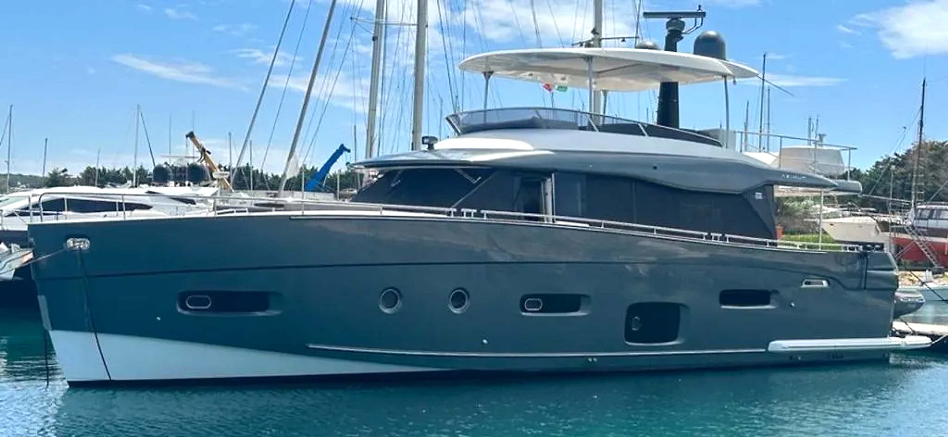 2018 Azimut Magellano 66 in vendita (photo 2)