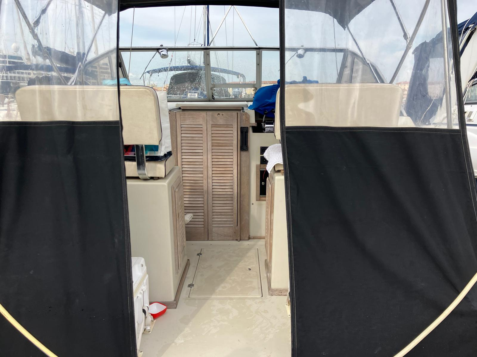 1990 Boston Whaler 27 Full Cabin zu verkaufen (photo 7)