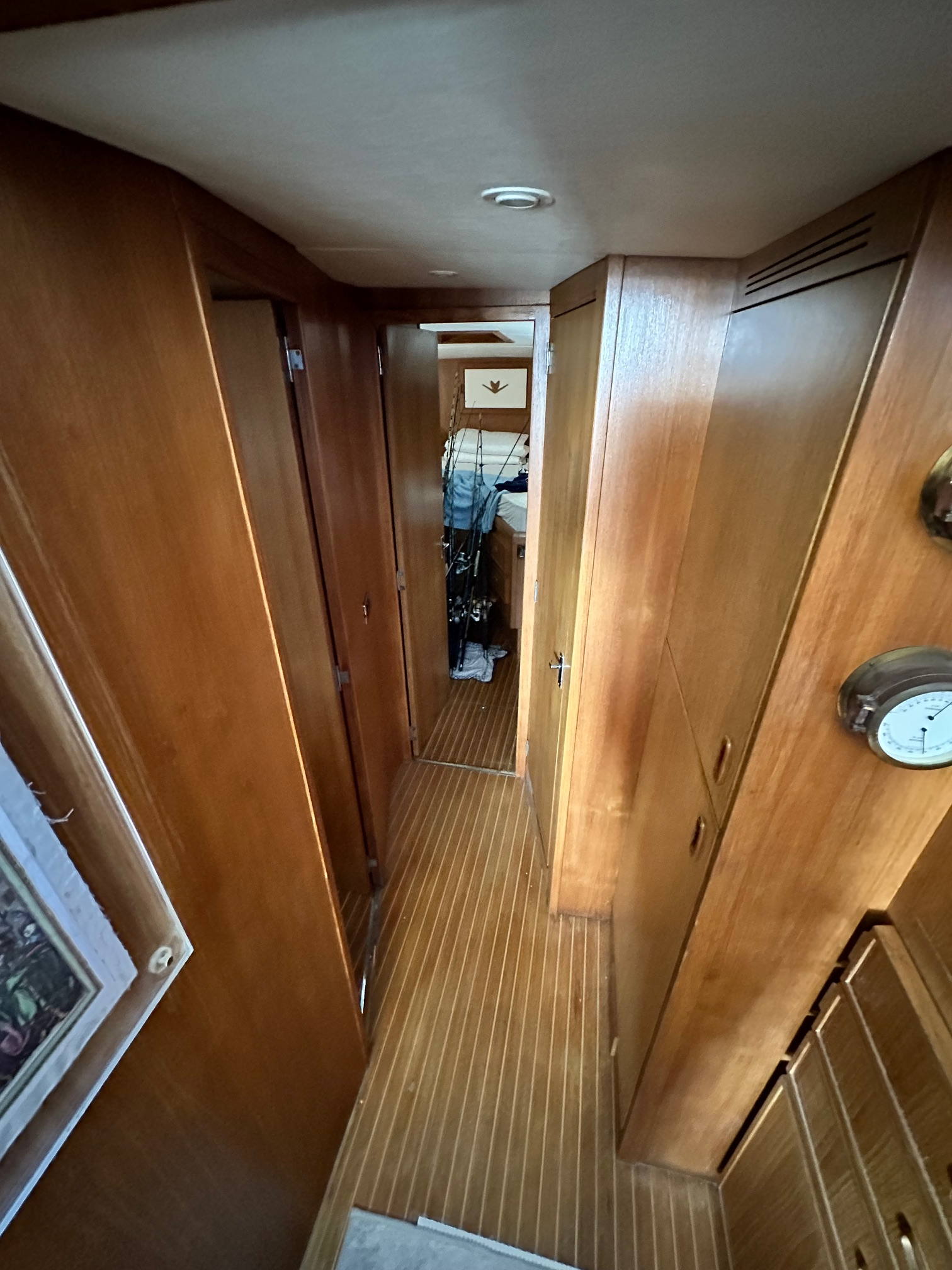 1976 Bertram Yacht Bertram 46.6 for sale (photo 10)