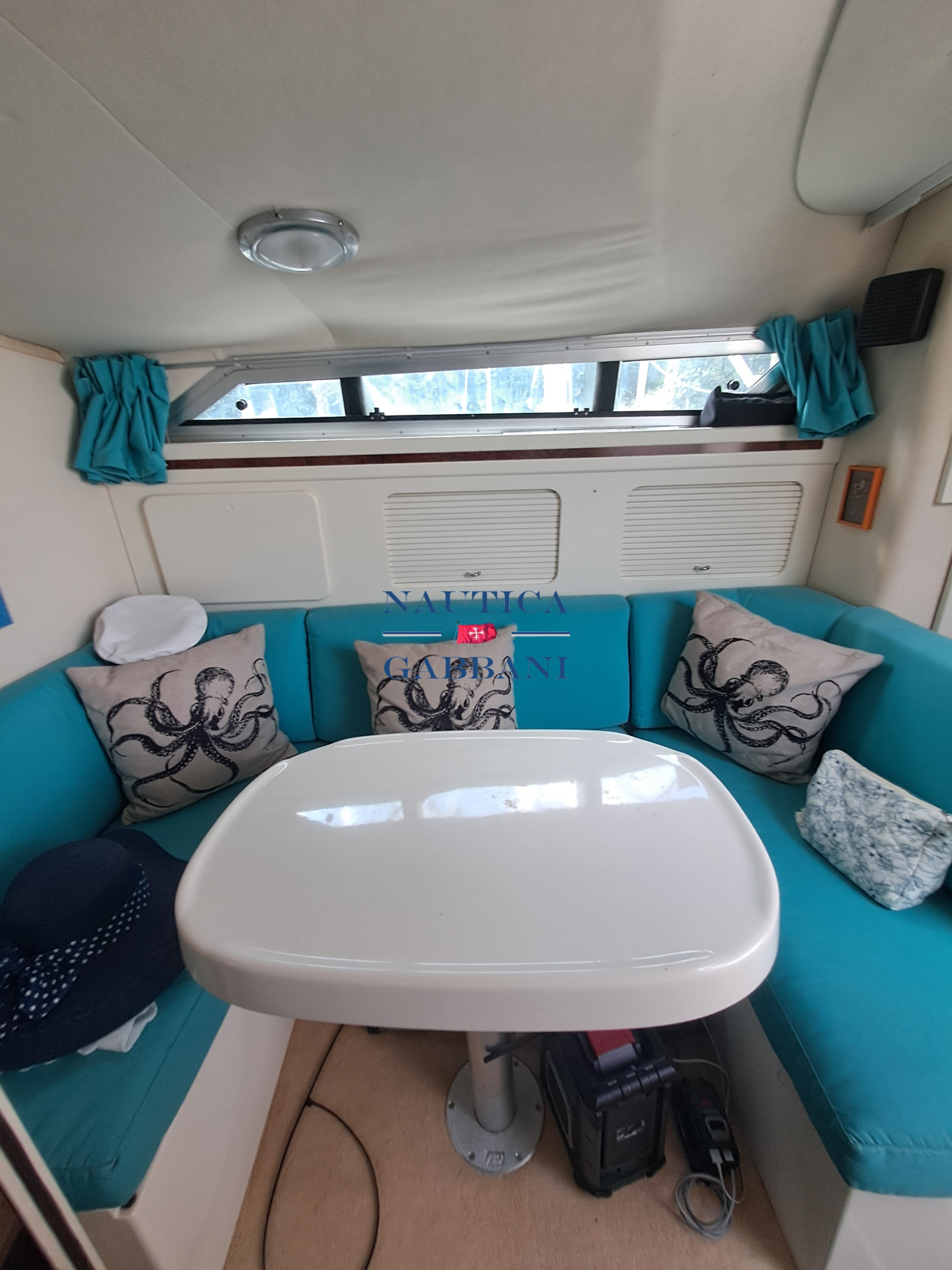 1995 Cranchi 32 Cruiser te koop (photo 9)