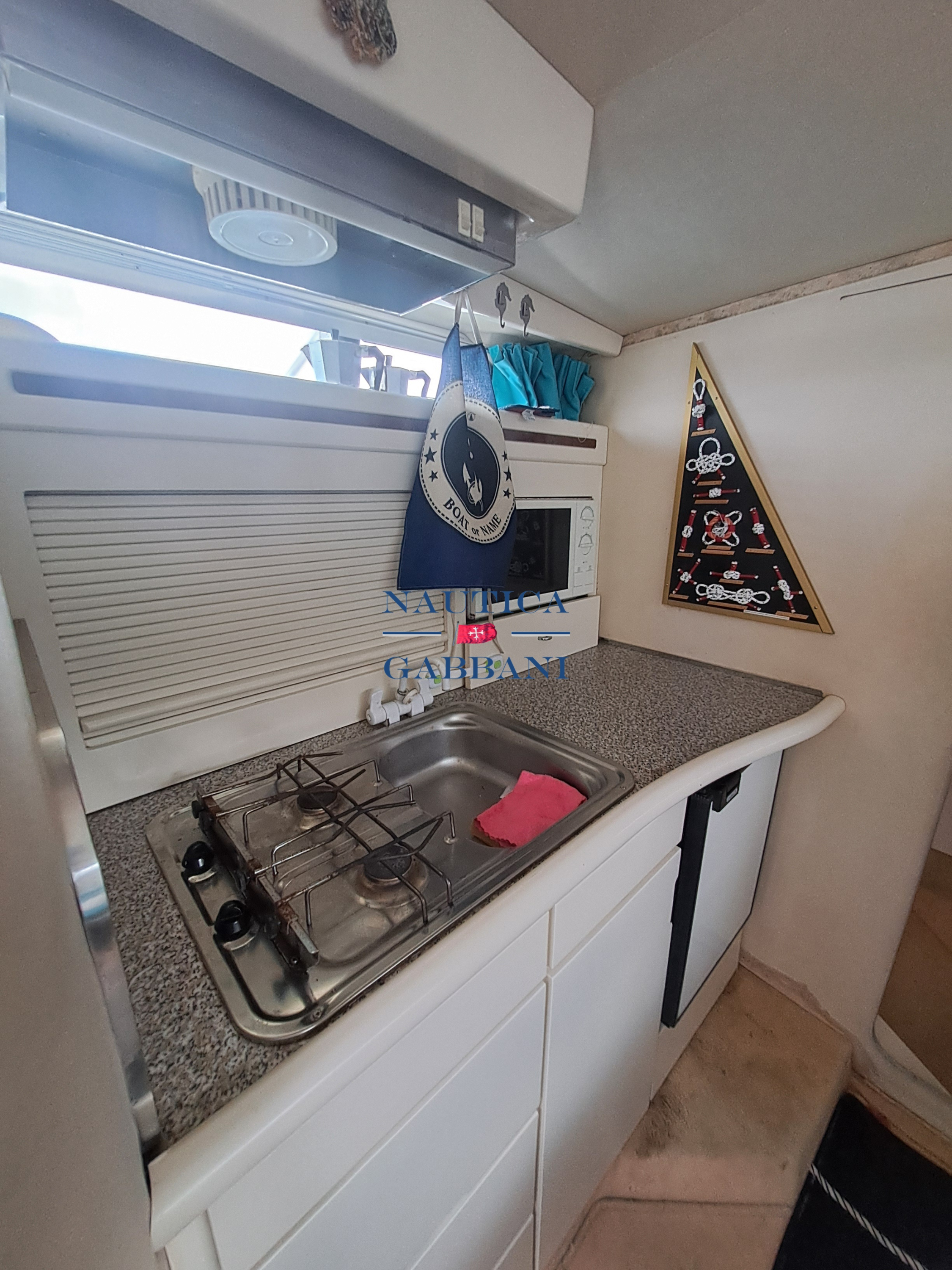 1995 Cranchi 32 Cruiser te koop (photo 10)