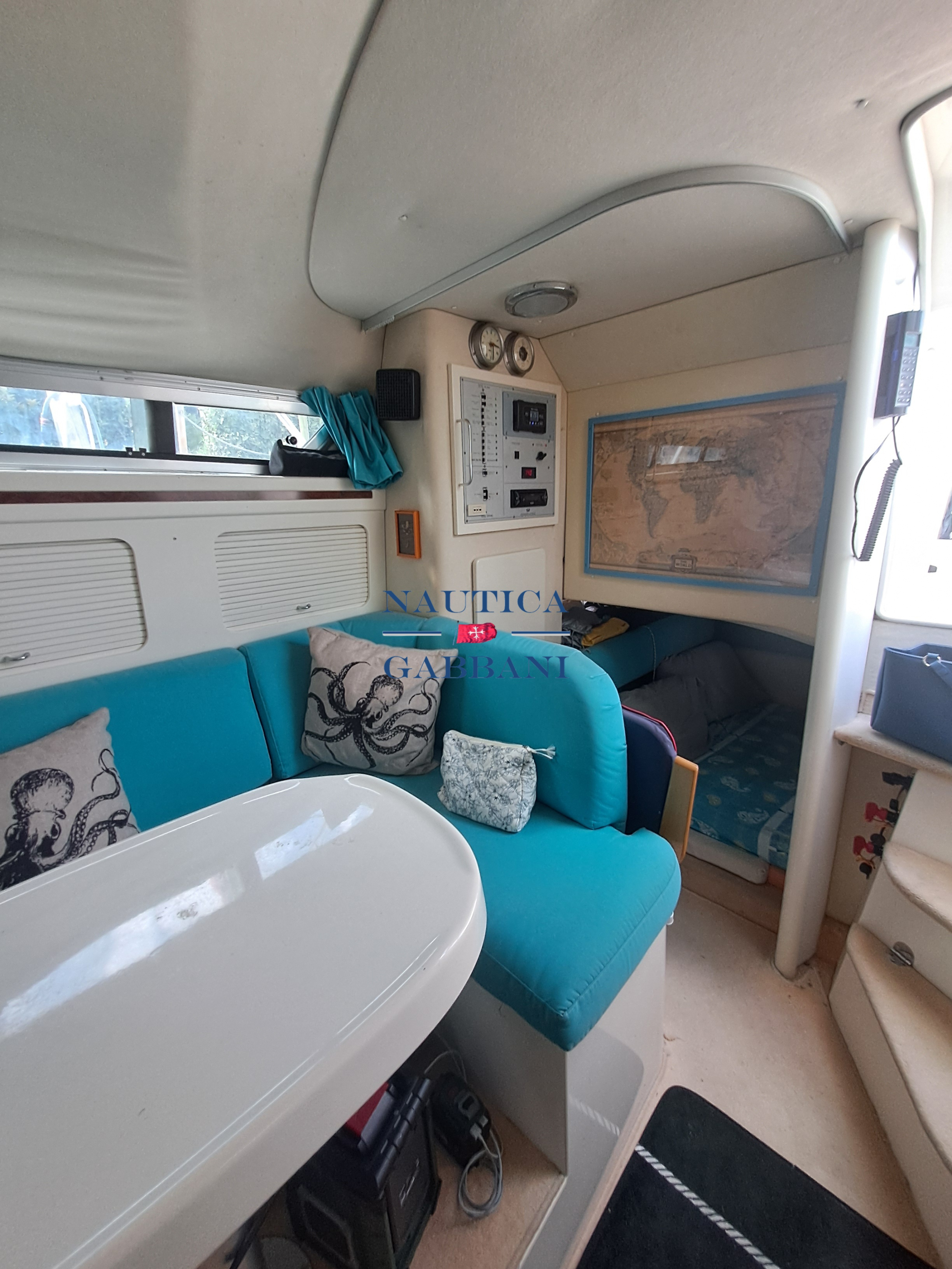 1995 Cranchi 32 Cruiser te koop (photo 16)