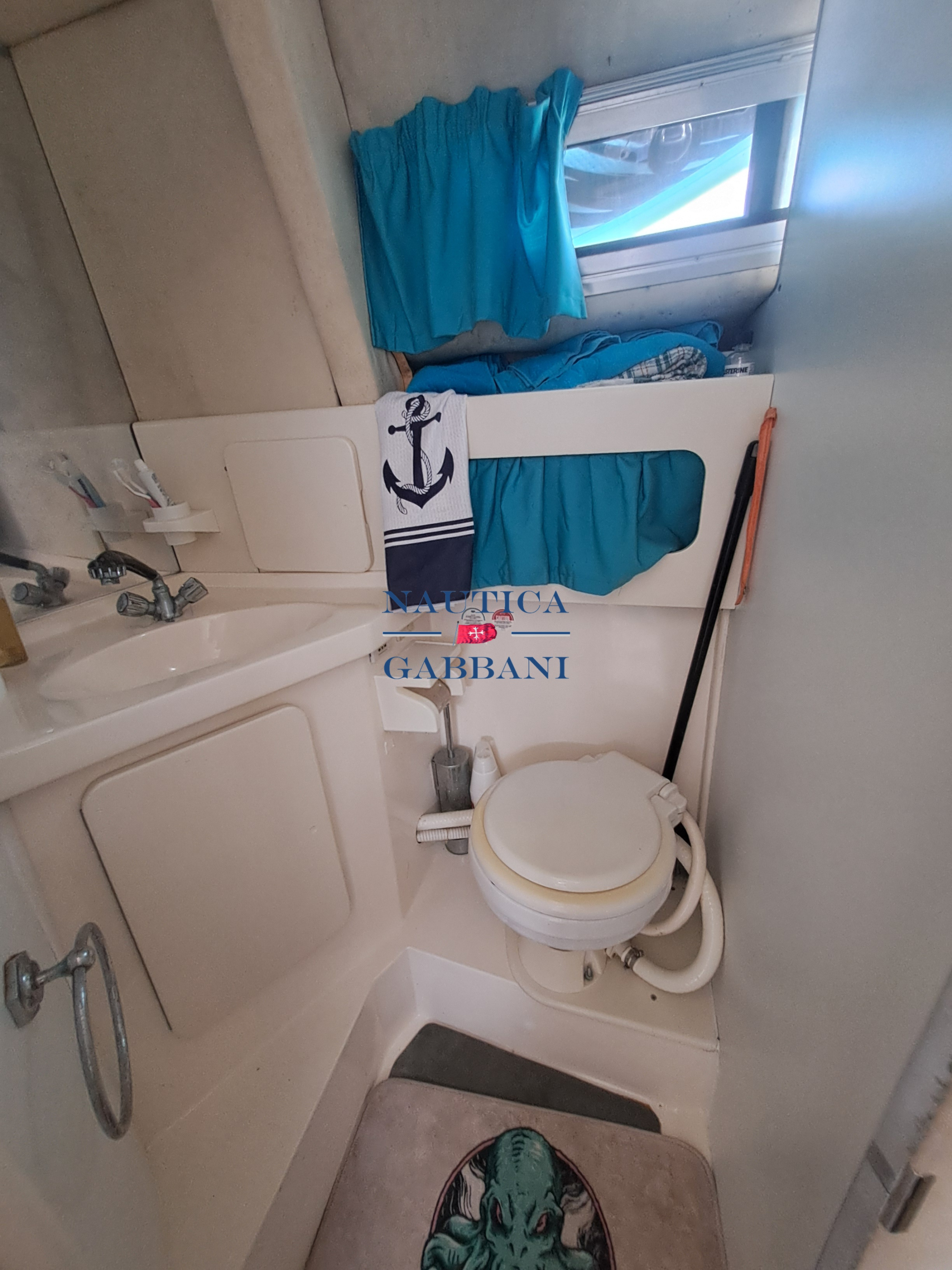 1995 Cranchi 32 Cruiser te koop (photo 22)