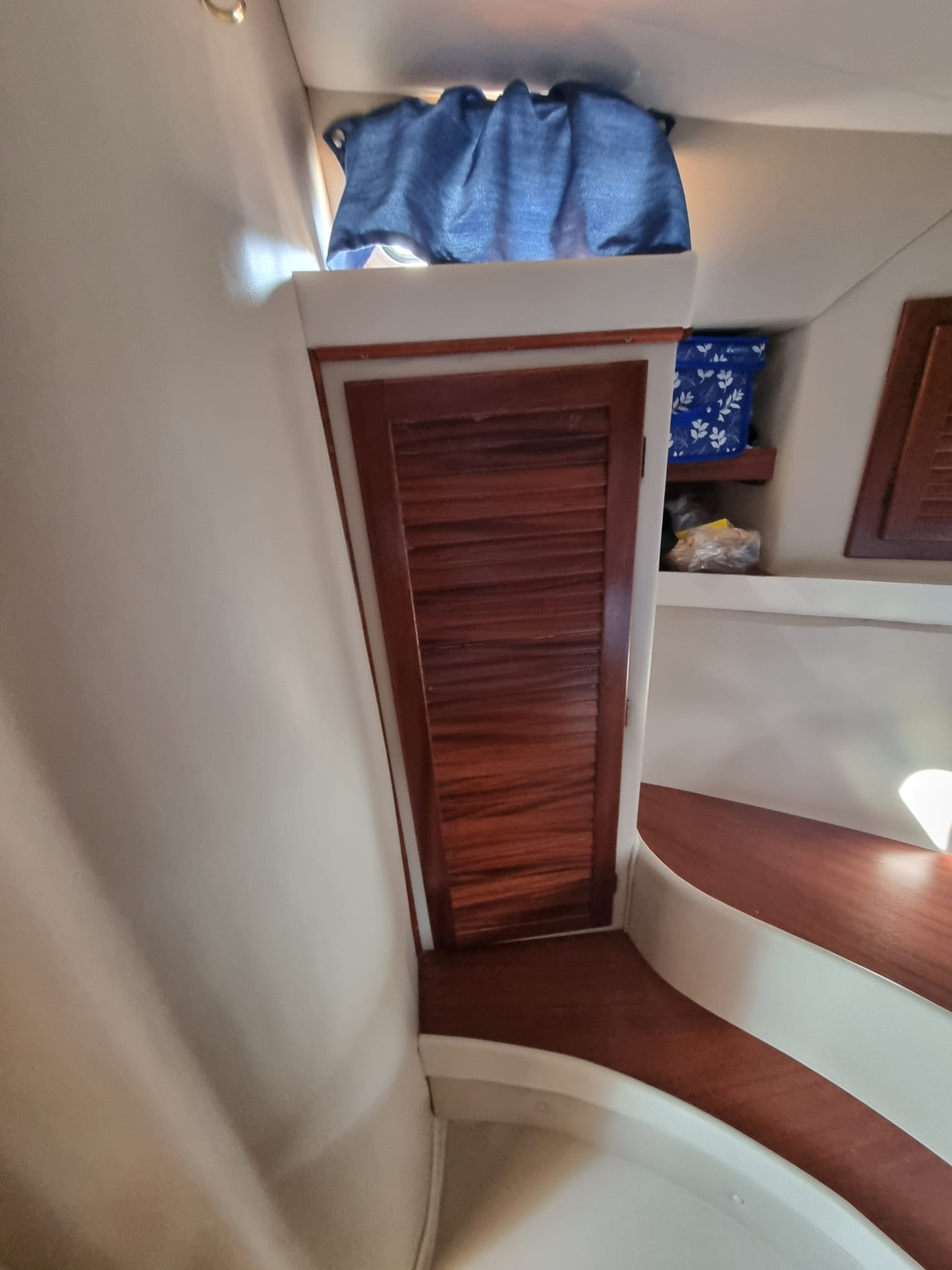 2007 Cantieri Navali di Livorno Space 310 Day Cruiser zu verkaufen (photo 7)
