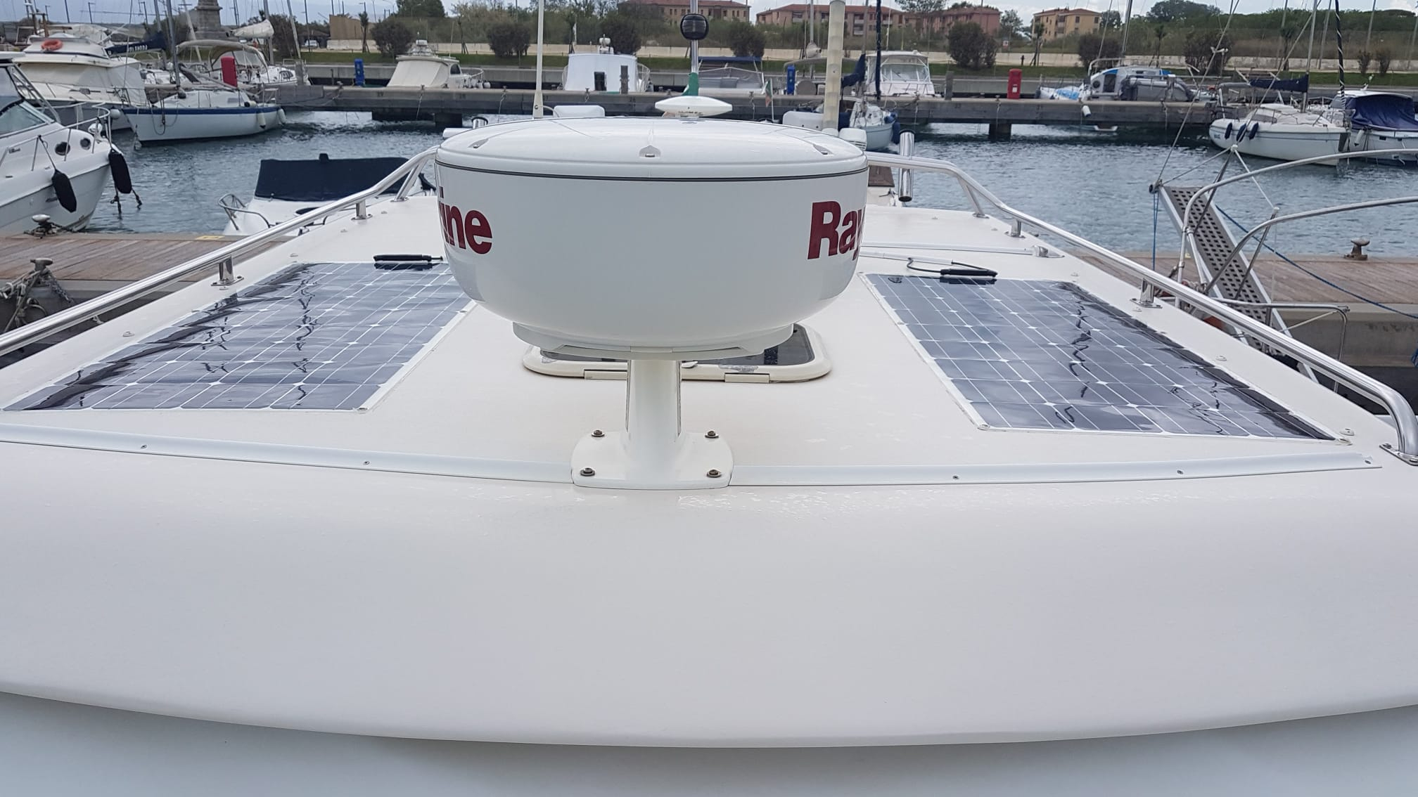 2007 Cantieri Navali di Livorno Space 310 Day Cruiser zu verkaufen (photo 13)