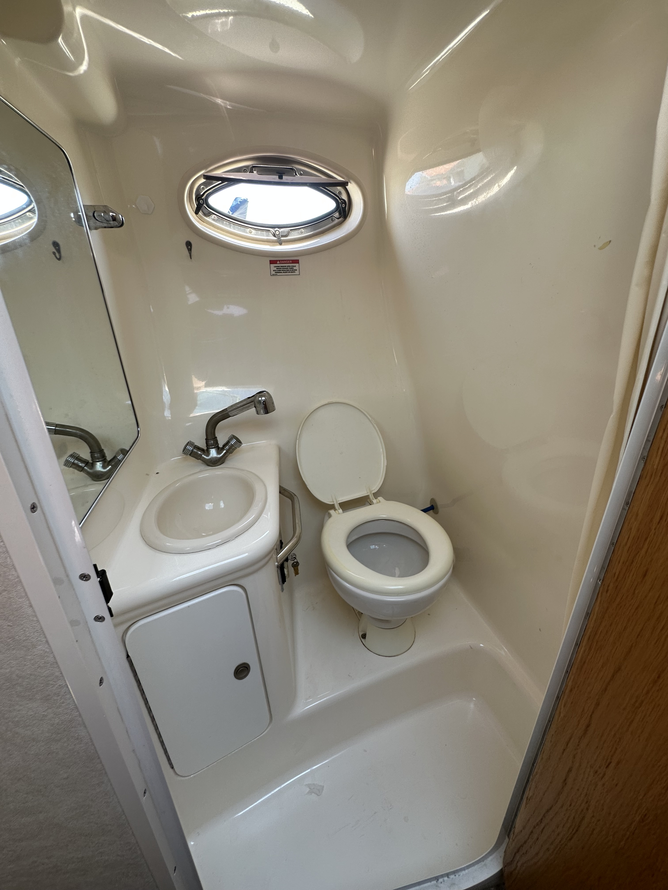 2008 Sea Ray 255 Sundancer in vendita (photo 13)