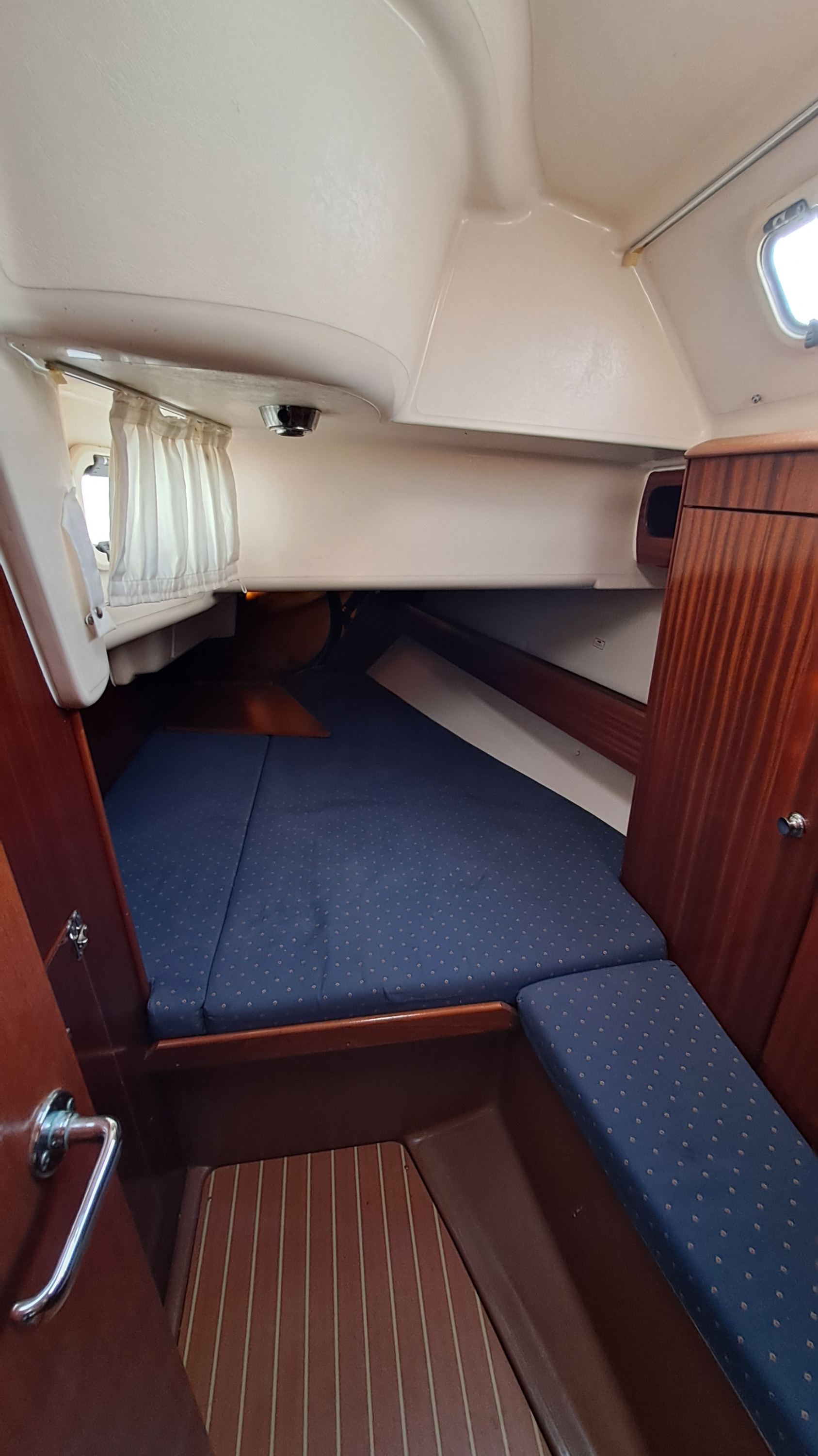 2002 Bavaria 38 te koop (photo 12)