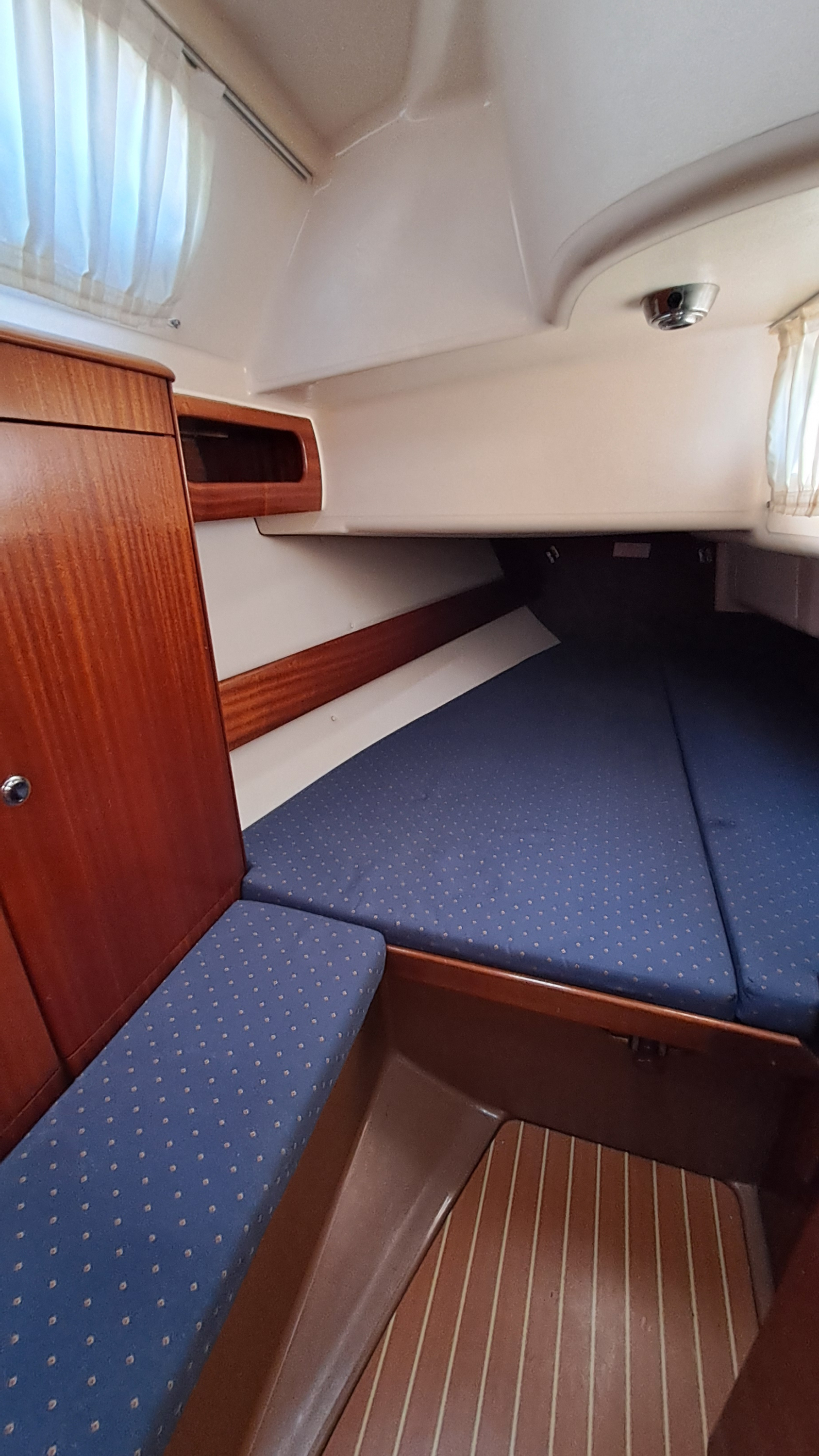 2002 Bavaria 38 te koop (photo 15)