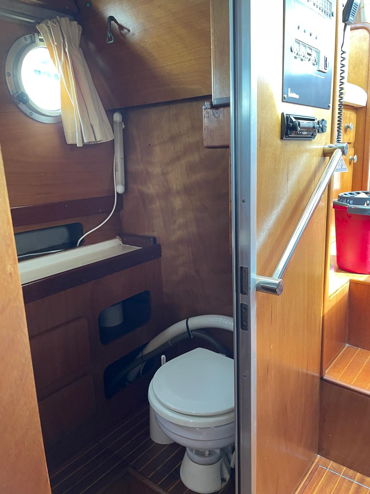 1991 Sciallino 33 te koop (photo 15)