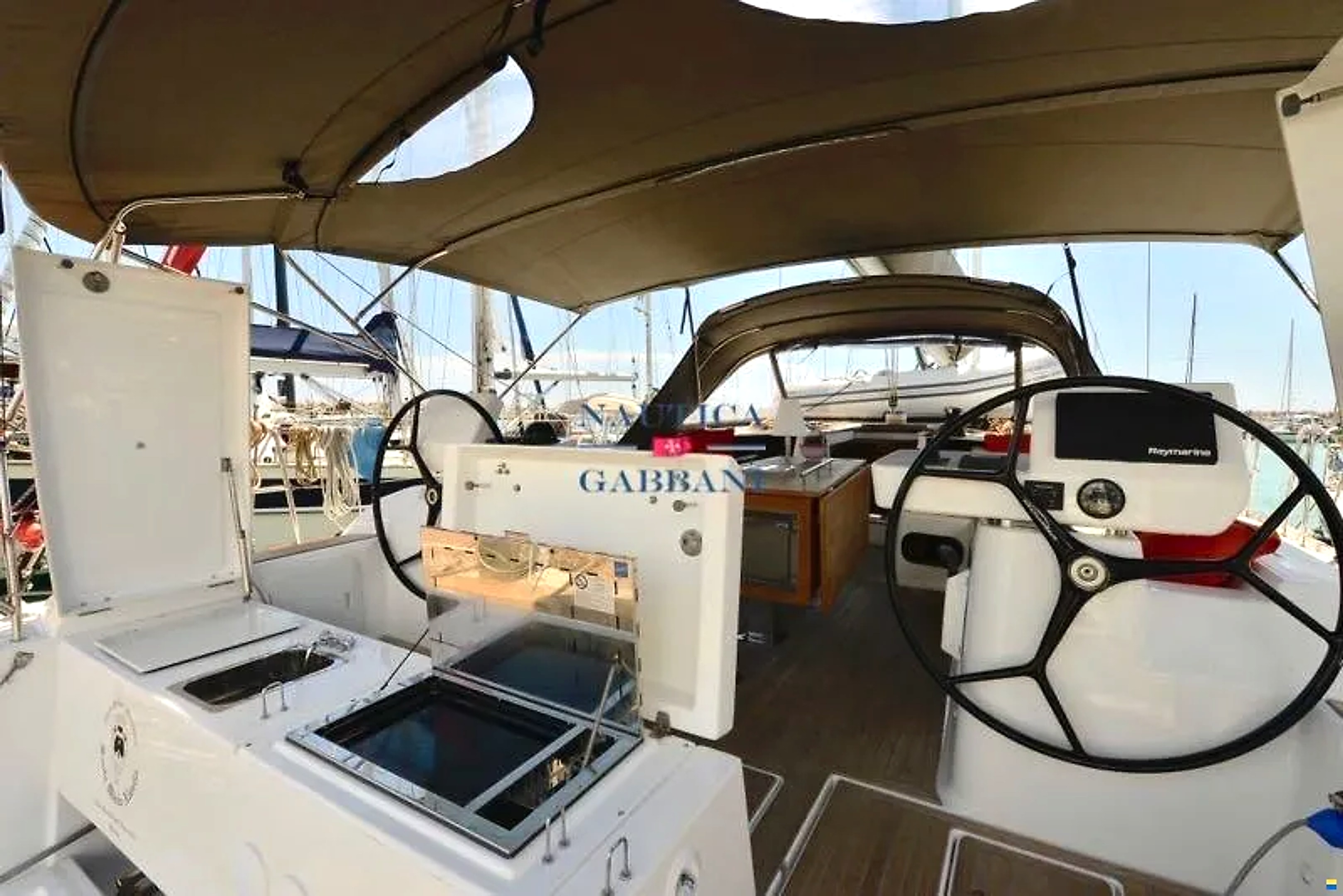 2018 Dufour 520 Grand Large te koop (photo 2)