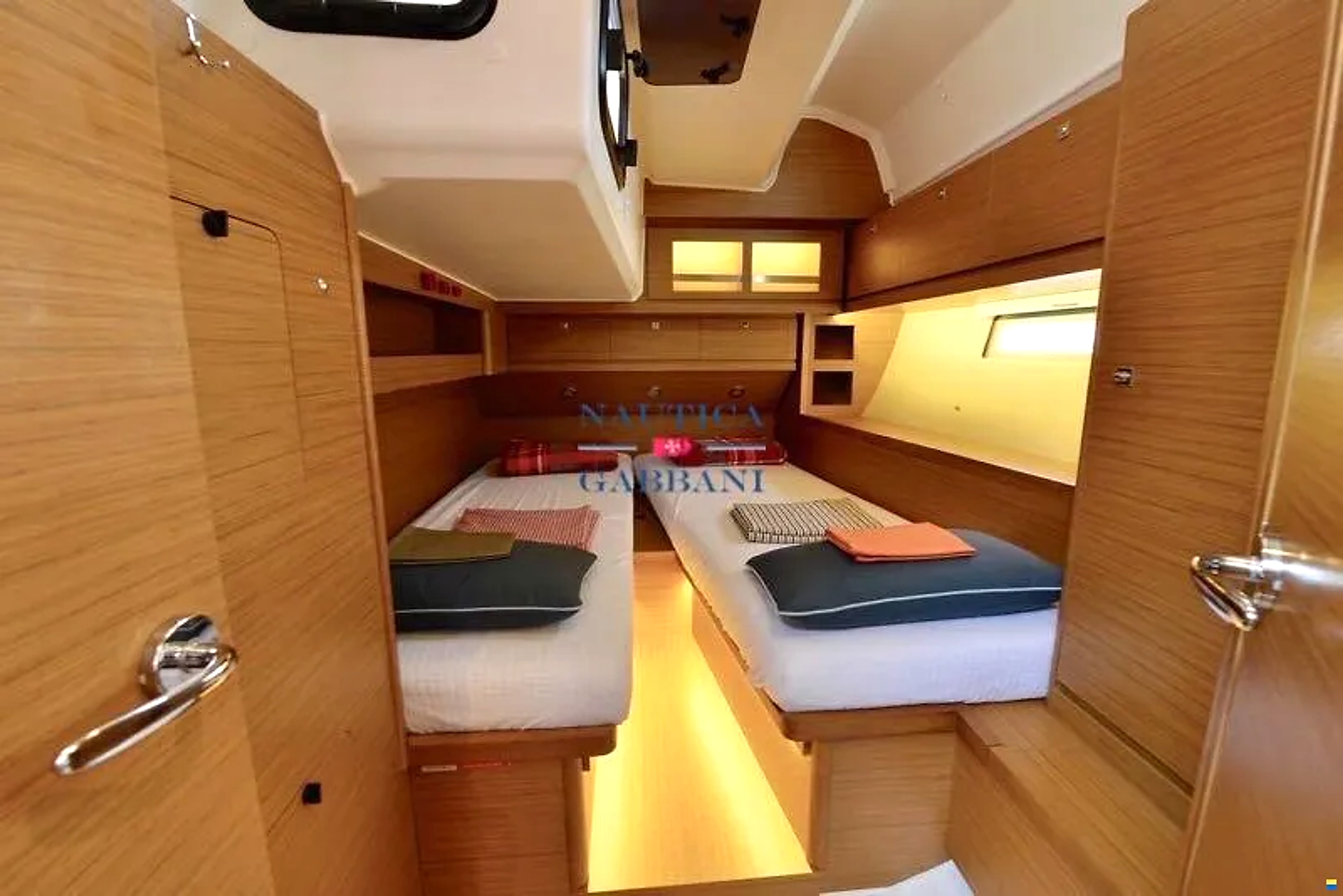 2018 Dufour 520 Grand Large te koop (photo 12)