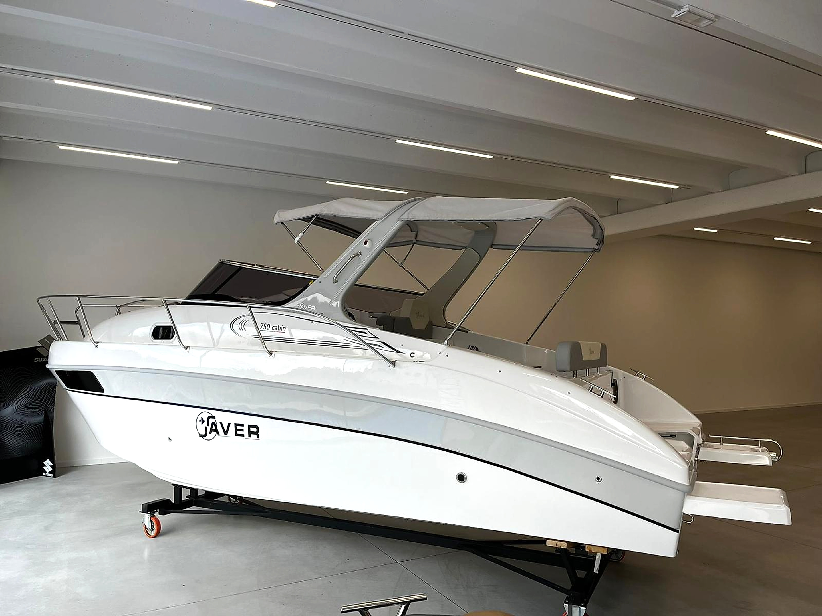 2026 Saver Imbarcazioni Saver 750 Cabin en venta (photo 2)