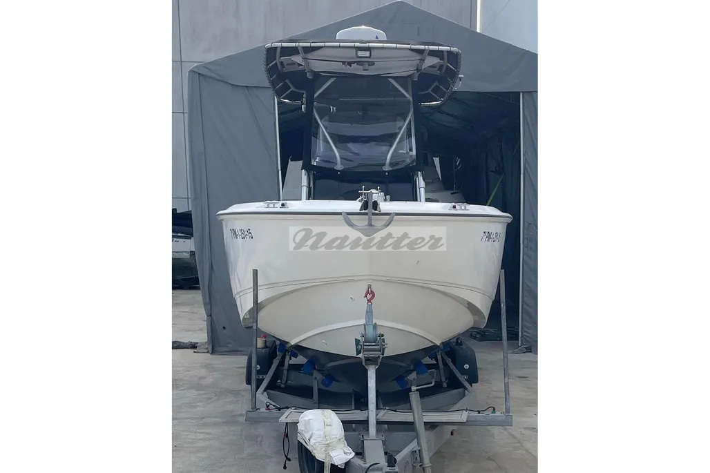 2005 Boston Whaler 240 Outrage for sale (photo 18)