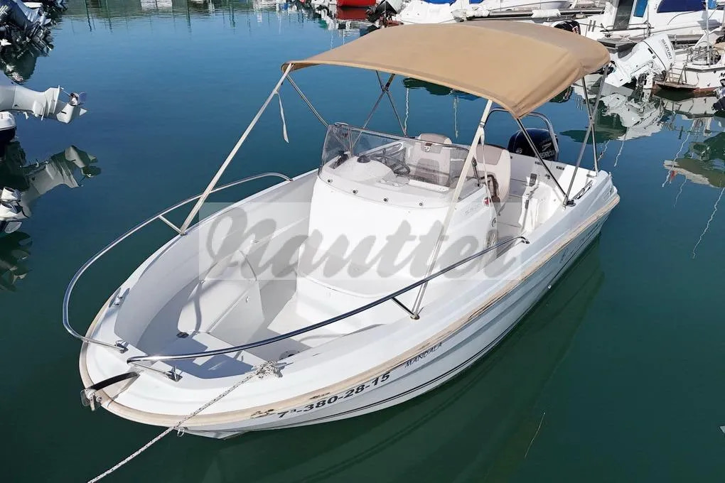 2015 Jeanneau Cap Camarat 5.5 CC Series 2 à vendre (photo 2)