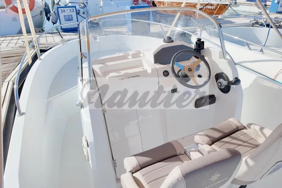 2015 Jeanneau Cap Camarat 5.5 CC Series 2 à vendre (photo 17)