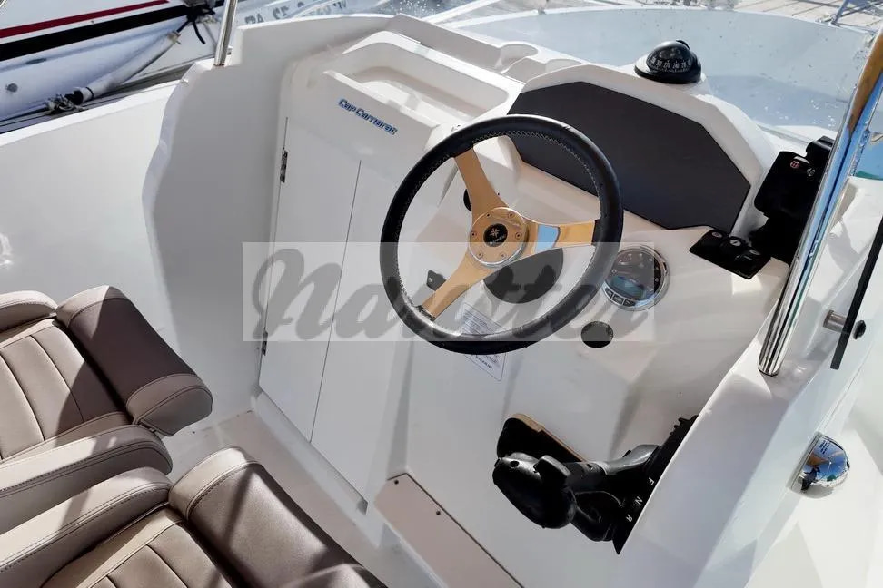 2015 Jeanneau Cap Camarat 5.5 CC Series 2 à vendre (photo 18)