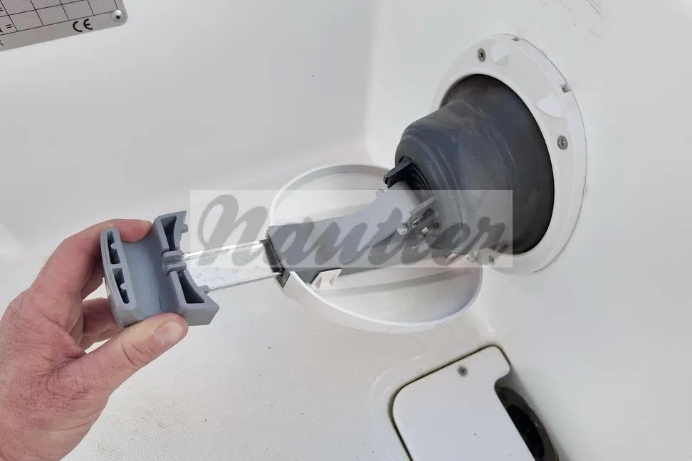 2015 Jeanneau Cap Camarat 5.5 CC Series 2 à vendre (photo 28)