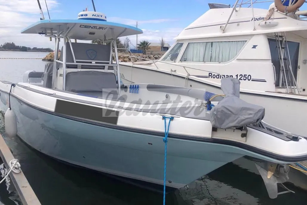 2010 Century 3200 Center Console in vendita (photo 5)