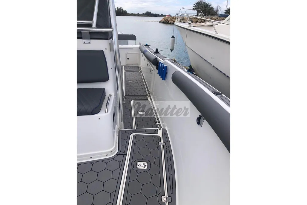 2010 Century 3200 Center Console in vendita (photo 10)