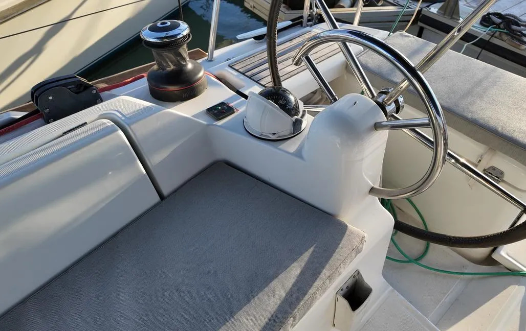 2018 Jeanneau Sun Odyssey 449 for sale (photo 16)