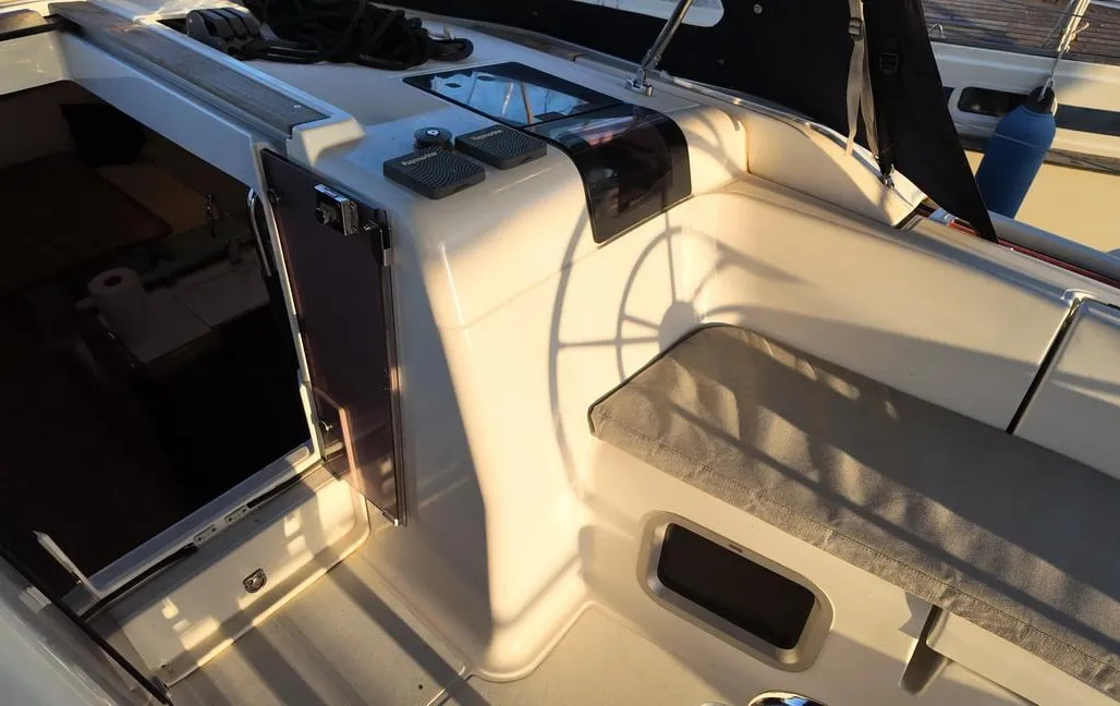 2018 Jeanneau Sun Odyssey 449 for sale (photo 22)