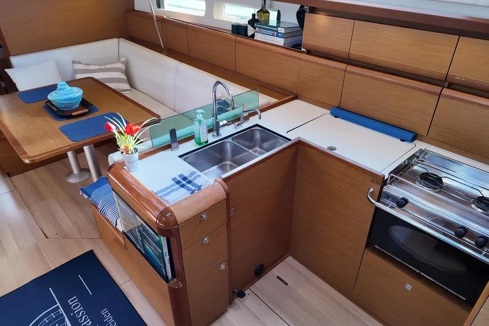 2018 Jeanneau Sun Odyssey 449 for sale (photo 35)