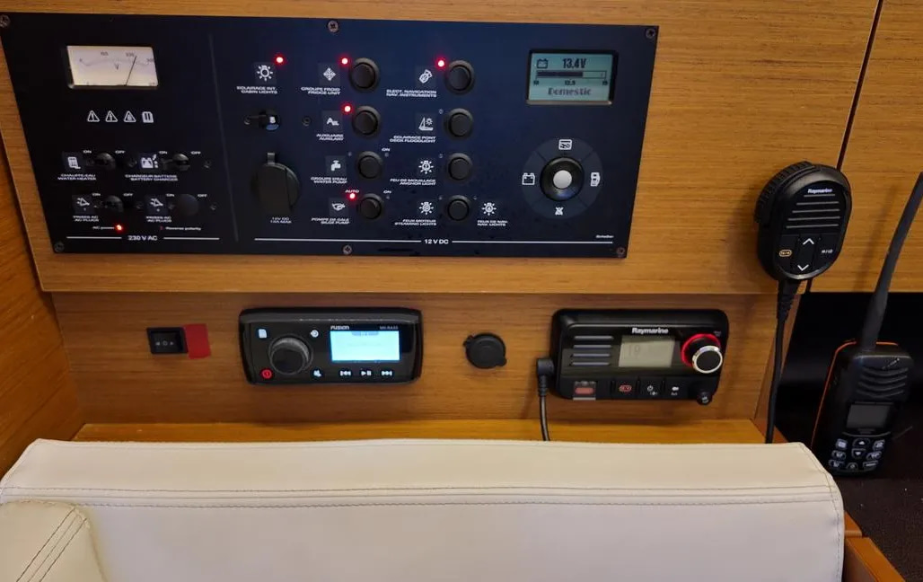 2018 Jeanneau Sun Odyssey 449 for sale (photo 38)